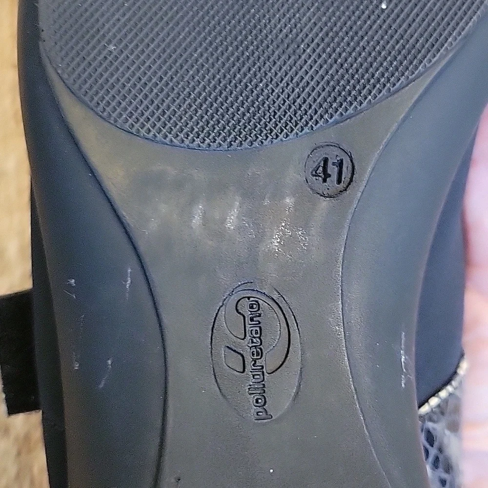COMFORT CLUB leather snakeskin mary jane wedge shoes. EU size 41 or US 10.5/11.